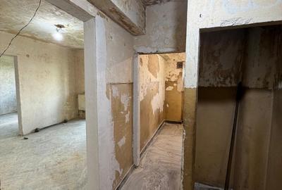 Mihalache-Piata Domenii-Parc Ciresarii, 3 camere - 3