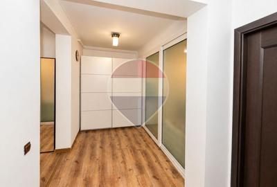 Apartament 2 camere de vanzare, 67mp mobilat, parcare, bloc cu 6 ap. - 12