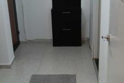 Apartament cu 3 camere decomandat, mobilat în Brâncoveanu