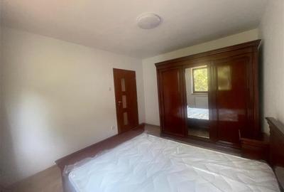 Apartament cu 3 camere semidecomandat în Ultracentral