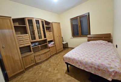 Casa ( S+P+M ) de vanzare, 287 mp, Teren 954 mp - 4
