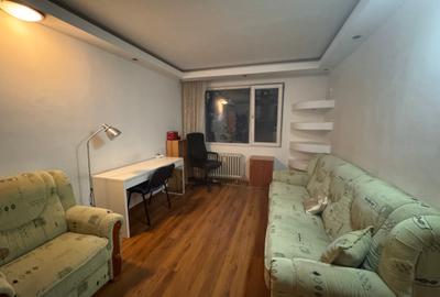 Apartament cu 3 camere decomandat în Nicolae Grigorescu