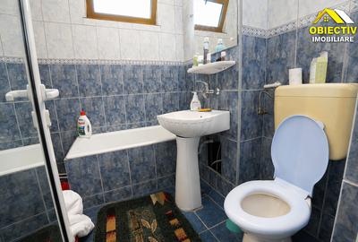 Apartament 2 camere etaj 4 , zona PETRODAVA - 4