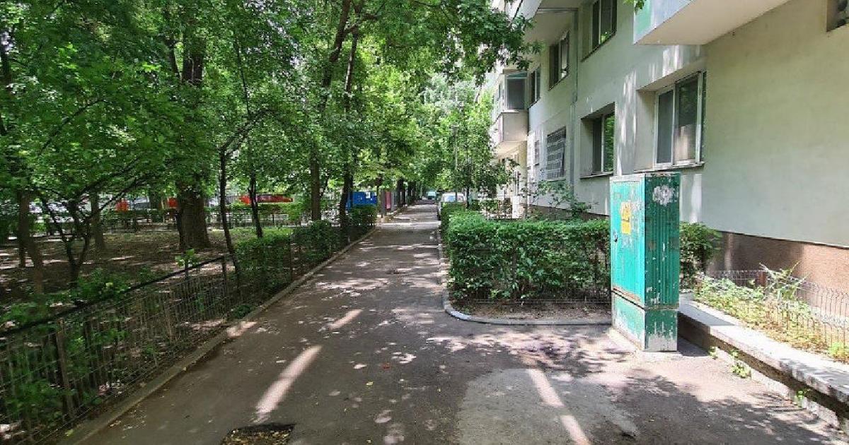 PIATA CHIBRIT METROU 1 MAI, Apartament cu 2 camere 49 mp etaj 2/7, Bd