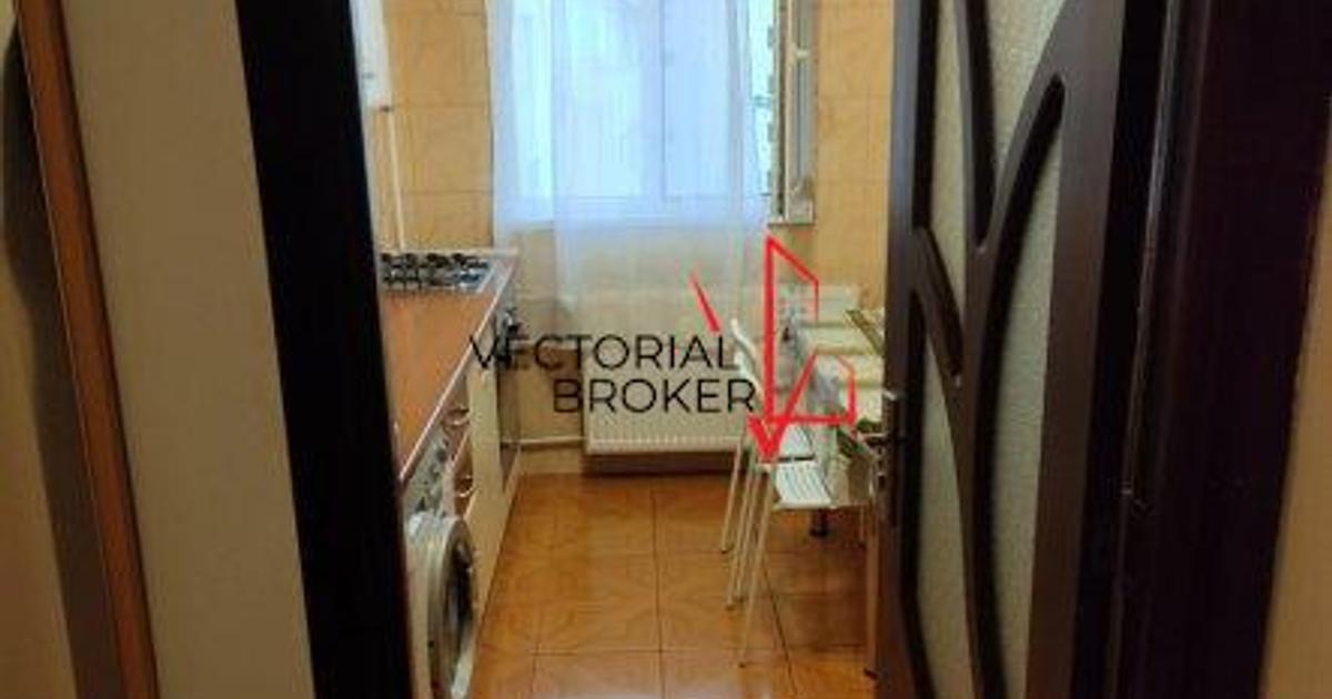 2 camere vedere panoramica, Piata Delfinului