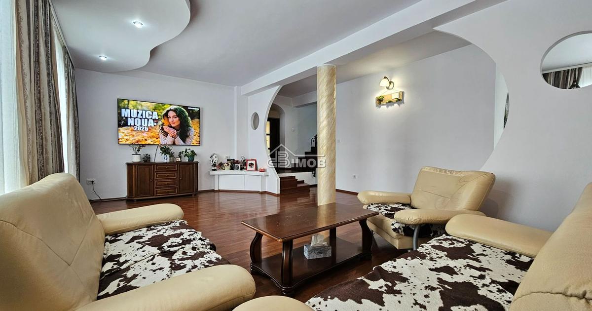 M*k様 FORNITORI DELLA REAL CASA Casă 226 mp cu 5 camere în zona Micro 3, Târgoviște preț 320.000