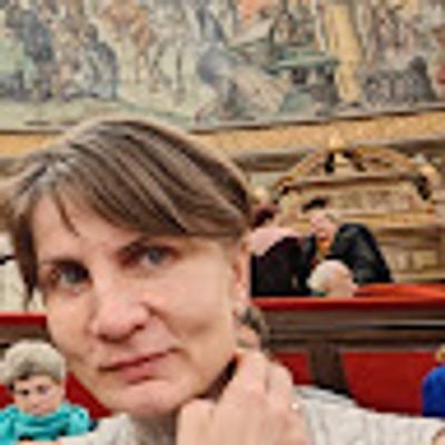 LOREDANA NICULAE
