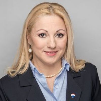 Mirela Grecu