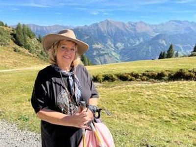 Metropolitan Real Estate