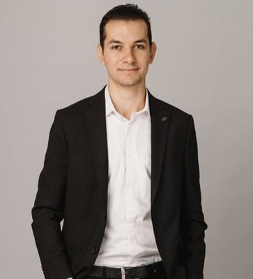 District Real Estate