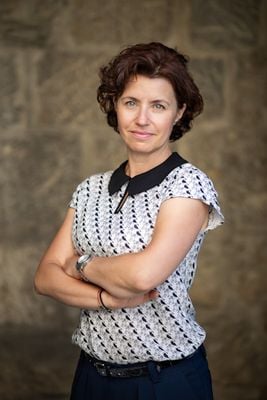 DECENT REAL ESTATE S.R.L