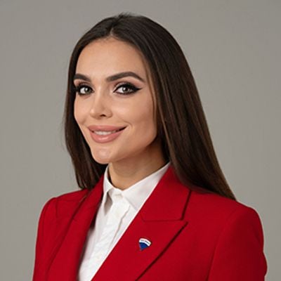 Isabel Strat