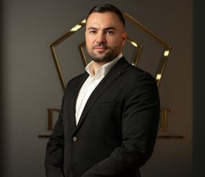 District Real Estate