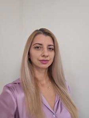 Elena-Isabela Banioti