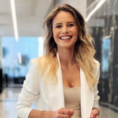 Emma Dumitrescu Realtor