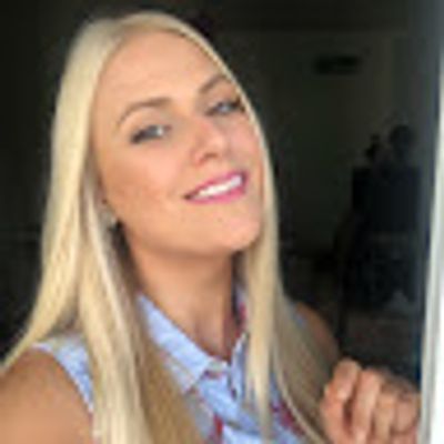 Roxana Zai