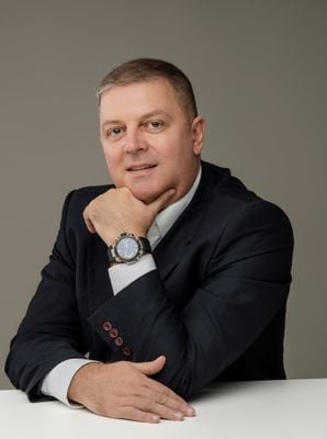 The Seller & Partners