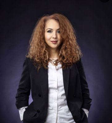  Elena Tanasescu
