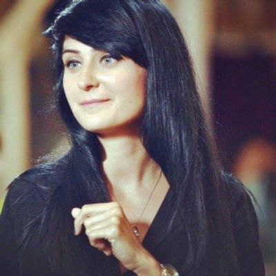  Elena Zmaranda