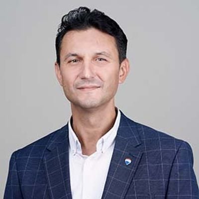 Liviu Radu