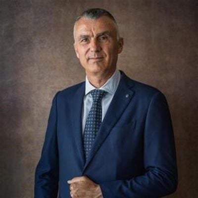 APOSTU ESTATE