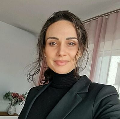 THE REAL ESTATE AGENCY