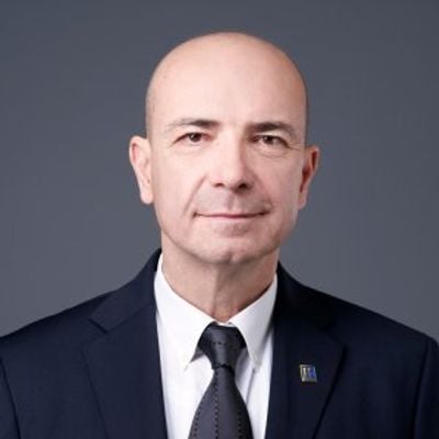 VLAD GHEORGHIU