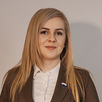 RE/MAX Town and Country