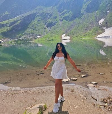 Adriana Iordache Adry