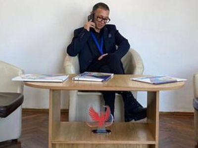 UNIC SIMPLY THE BEST SRL