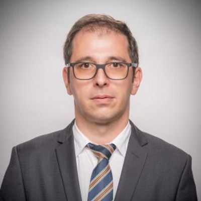 NEW ERA COMPANIA DE IMOBILIARE