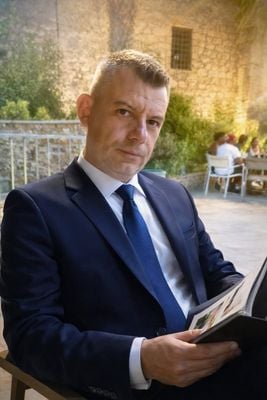 AUREL Vulcu