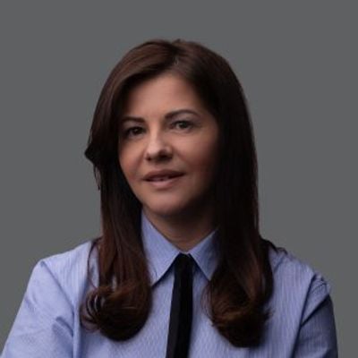 Laura Pop