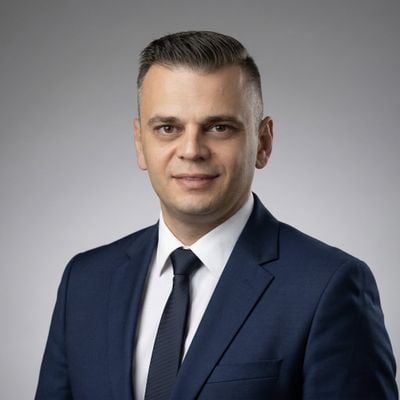 TOWER REAL ESTATE GROUP SRL