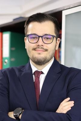  Alexandru Stoica