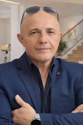 DANIEL - DAN
