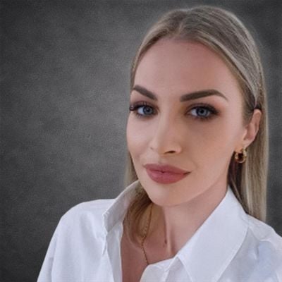  Mihaela Manea