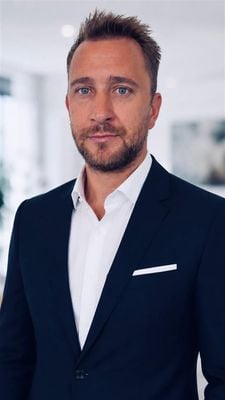 Robert Elek