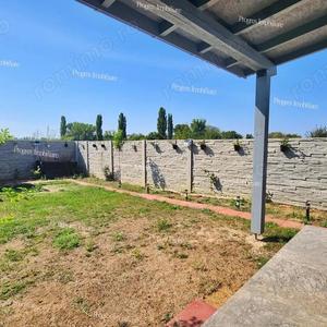 Casă cu Teren 200 Mp în Giroc
