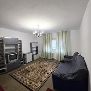 Apartament cu 3 camere decomandat în 13 Septembrie