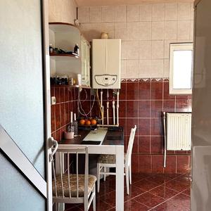 Casă individuală cu 5 camere cu Teren 227 Mp în Nord