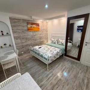 Garsonieră semidecomandată în Universitate