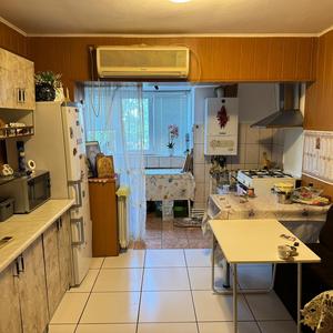 Apartament cu 3 camere decomandat în Mărășești