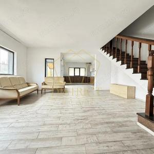 Casă cu 4 camere cu Teren 317 Mp în Giarmata