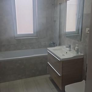 Apartament cu 3 camere decomandat în Dumbrăvița