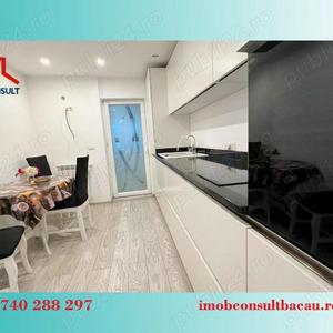 Apartament cu 3 camere decomandat în Republicii