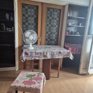 Apartament cu 3 camere decomandat în Colentina