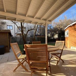 Casă cu 7 camere cu Teren 650 Mp în Central