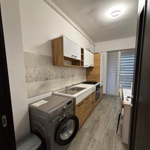 Apartament cu 2 camere decomandat în Sud