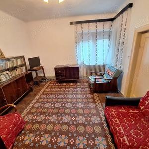 Casă cu 3 camere în Central